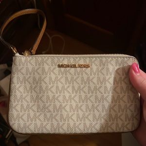 Michael Kors wristlet